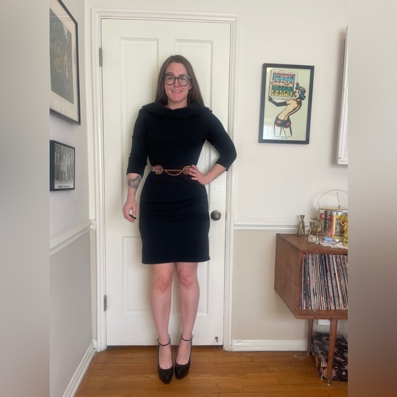 60s Vintage Black Knit Wiggle Dress w 3/4 Length Sleeves and rounded collar - Picture 1 of 10